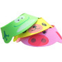 Дитячий регульований козирок для миття голови та стрижки Baby Shower Cap · Захисна шапочка для купання дитини
