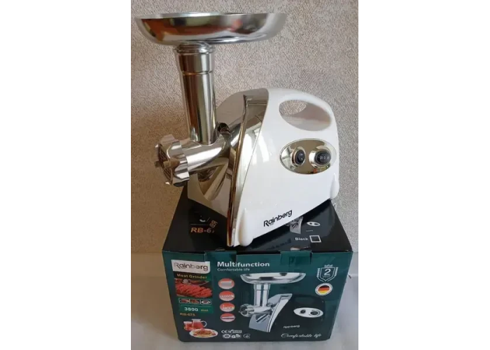 М'ясорубка Rainberg RB-675 3800W із соковичавницею М'ясорубка Rainberg RB-675 3800W із соковичавницею
